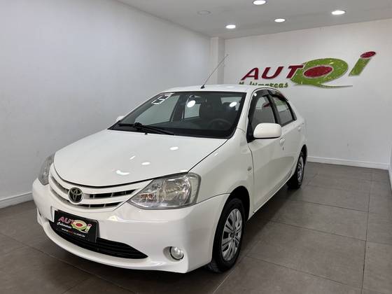 TOYOTA ETIOS 1.5 XS SEDAN 16V FLEX 4P MANUAL TOYOTA ETIOS 1.5 XS SEDAN 16V FLEX 4P MANUAL